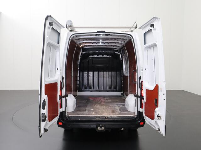 Opel MOVANO 2.3Turbo 150PK L2H2 | Imperiaal | Trekhaak | Navigatie | Airco | Cruise