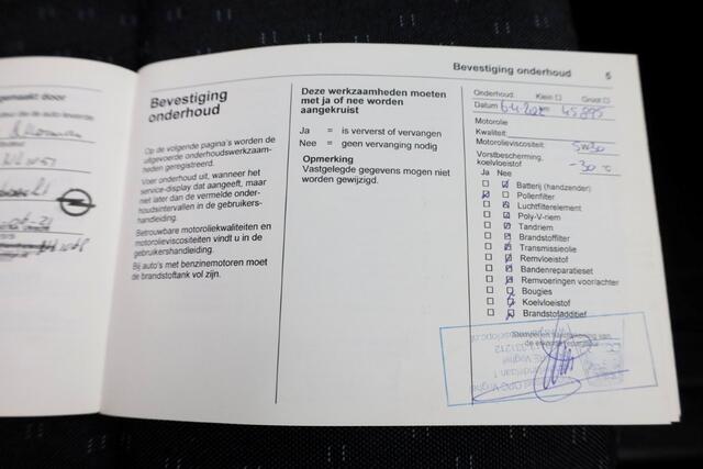 Opel MOVANO 2.3 Turbo 150pk Automaat Bakwagen met laadklep en zijdeur 06-2021