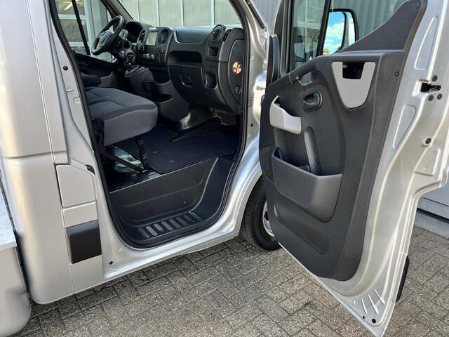 Opel MOVANO 2.3 CDTI BiTurbo L2 BE-Trekker 8300kg totaalgewicht Airco Cruise controle Navigatie Bluetooth 3-Persoons Euro 6 be trekker Trekker Oplegger trekker Schotel Sattelzugmachine