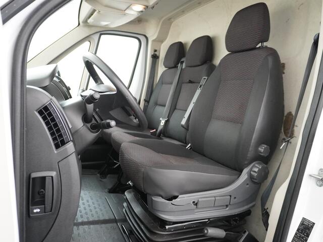 Opel MOVANO 2.2D 120PK L3H2 3-Persoons Navi DAB+ Airco Cruise Control Bluetooth Edition Treeplank Betonplex Vloer Wandbetimmering Schuifdeur 1e Eigenaar Euro 6