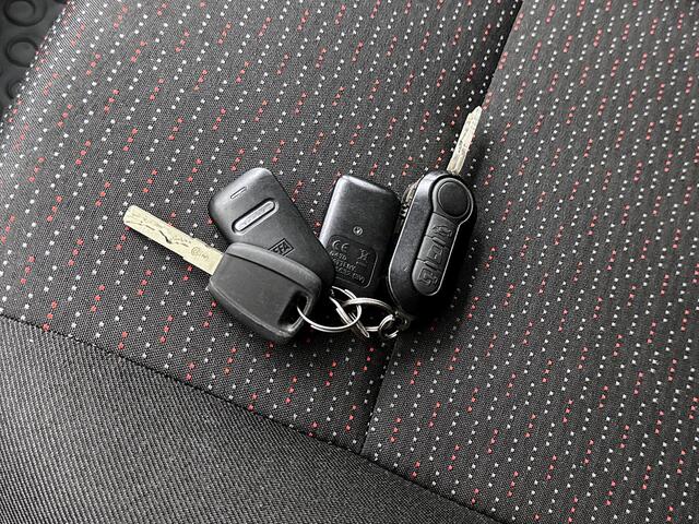 Opel MOVANO 2.2D 140 L4H3 Edition Trekhaak 3t Imperiaal Cruise Control Airco