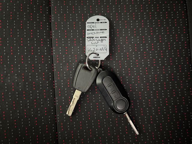 Opel MOVANO 2.2HDI 140PK Bakwagen+Laadklep | Camera | Airco | Cruise | 3-Zits