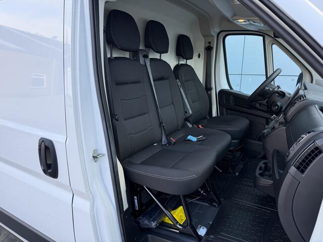 Opel MOVANO Electric 110kWh 270PK L3H3 420km WLTP BEV Elektrisch Snelladen Adaptive Cruise Control Climate control Navigatie Android Auto Laadkabel Parkeersensoren