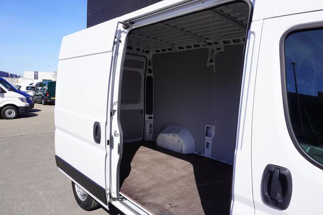 Opel MOVANO 120pk L2H2 Navigatie Camera Cruise control Apple Carplay Climate control