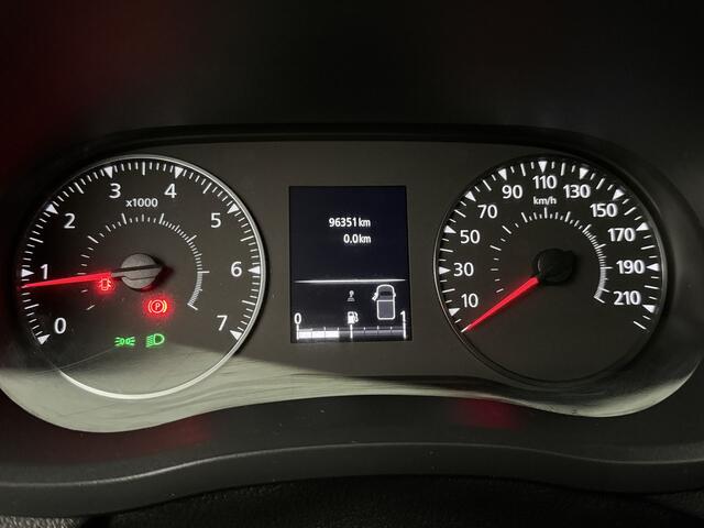 Opel MOVANO 2.3Turbo 150PK L2H2 | Imperiaal | Trekhaak | Navigatie | Camera | Airco | Cruise | Betimmering | 3-Zits