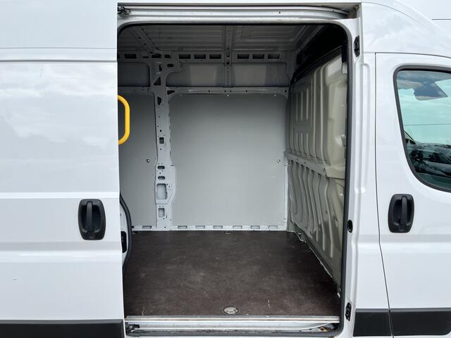 Opel MOVANO 2.2 HDI 140PK Airco Cruise Control Lane Assist Camera Parkeersensoren Achter Bluetooth