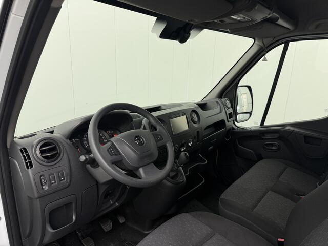 Opel MOVANO 2.3CDTI 145PK BiTurbo L2H2 | Imperiaal | Trekhaak | Navigatie | Camera | Airco | Cruise | 3-Zits