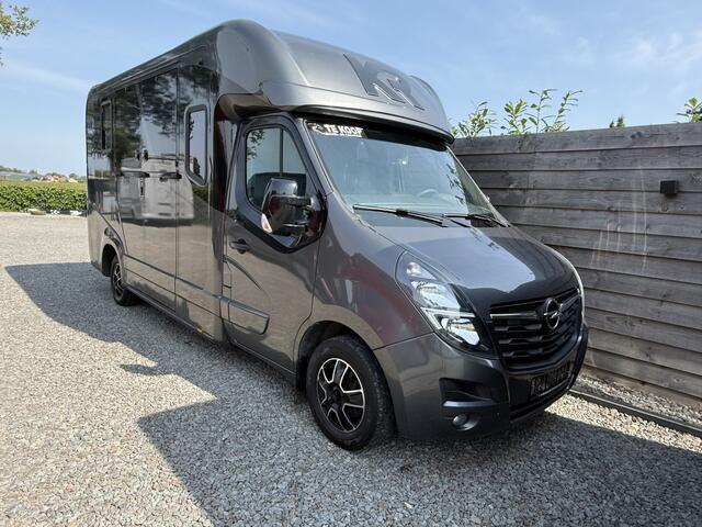 Opel MOVANO | HORSETRUCK | KRISMAR | STALLION 5XL | 2021 | HENGST | DUB CAB | 165PK | 5-SEAT | MANUEL | SUPERDELUXE | DUITS KENTEKEN