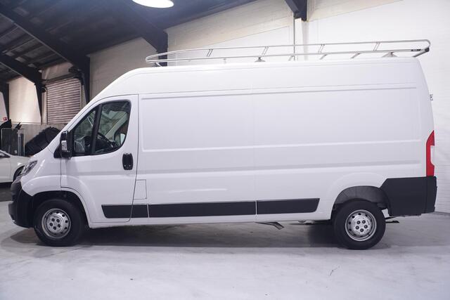 Opel MOVANO 2.2D 140 pk L3H2 Imperiaal met Trap, Trekhaak Airco ECC, Apple Carplay, Camera, Cruise Control, PDC achter, 3-Zits