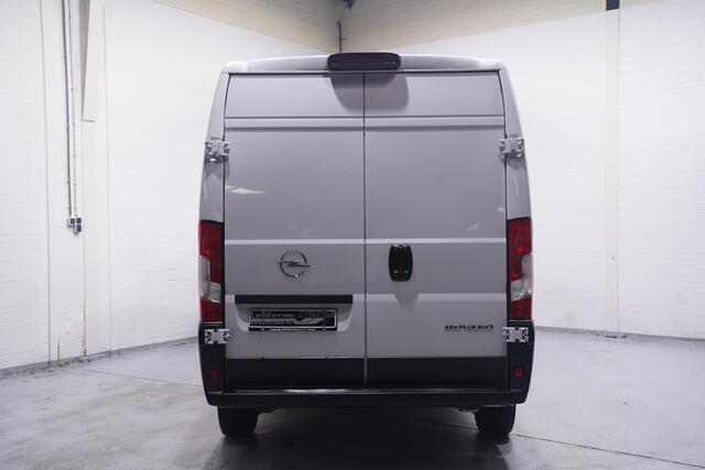 Opel MOVANO 2.2D 140 pk L3H2 Navi, Camera, BPM vrij Apple Carplay, Cruise Control, Laadruimte Pakket, PDC achter, 3-Zits