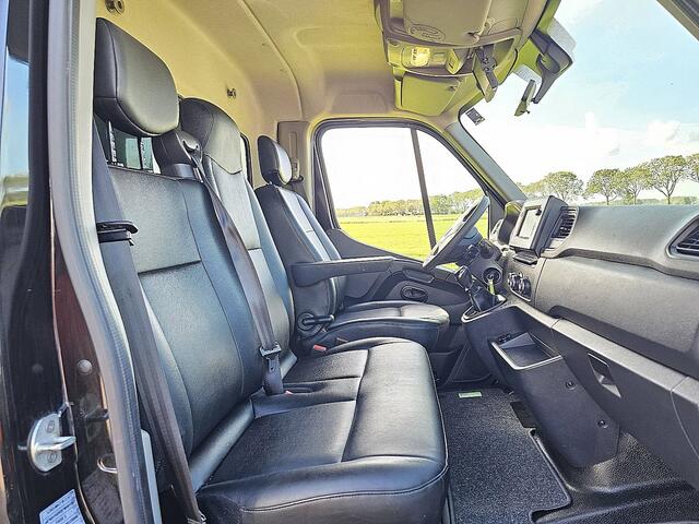 Opel MOVANO 2.3 Turbo L4H3 Airco, Carplay, Navi, Camera, Deuren, Dubbellucht, Trekhaak, 3-Zits/Leer, 1e Eigenaar