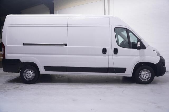 Opel MOVANO 2.2D 140 pk L3H2 Airco ECC, Navi, Camera Laadruimte Pakket, PDC achter, 3-Zits