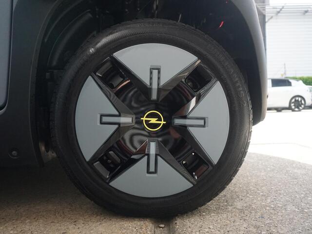 Opel Rocks-e Base