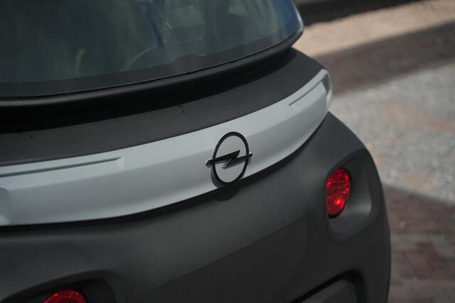 Opel Rocks-e Kargo Brom kenteken rijden met een scooter rijbewijs