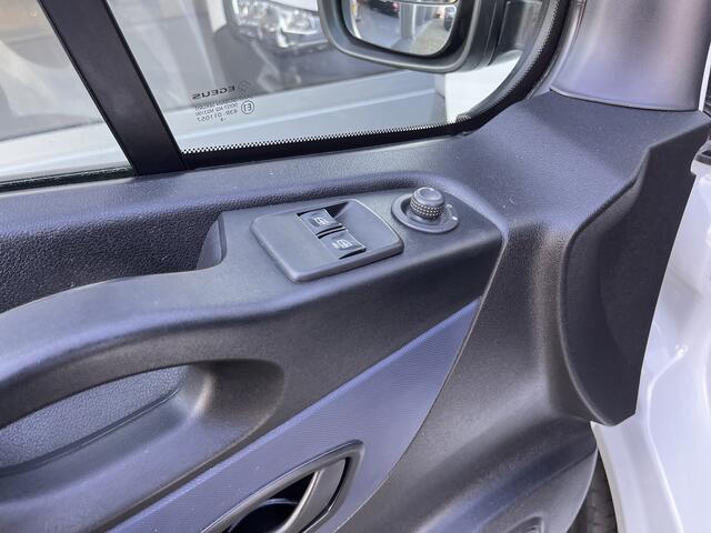 Opel VIVARO 1.6 CDTI L2H1 Airco Cruise controle Kastinrichting Trekhaak 2000kg trekgewicht Bluetooth telefoon voorbereiding Schuifdeur 3-Persoons 1e eigenaar Euro 6