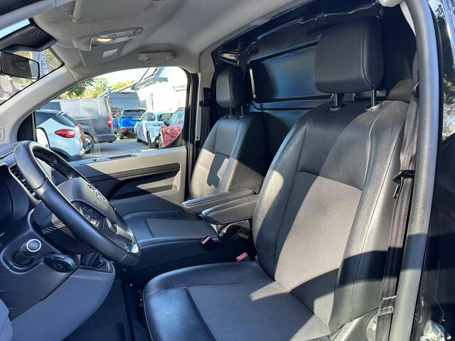 Opel VIVARO 2.0 CDTI 150 PK L3H1 Innovation | Zeer nette bus ! | Navigatie | Climate Control | Camera | Dode Hoek Bewaking | Zijschuifdeur | Cruise Control | DAB+ Radio | Parkeersensoren | Apple Carplay & Android Auto | LED Dagrijverlichting | Reservewiel |