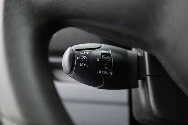 Opel VIVARO 2.0 CDTI-145pk L3H1 Edition | Camera | Navi | Trekhaak | DAB |