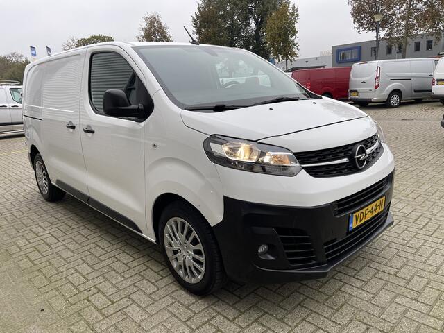 Opel VIVARO 2.0 CDTI 122pk L2H1 Edition / vaste prijs rijklaar ¤ 13.950 ex btw / lease vanaf ¤ 256 / airco / cruise control / navigatie / pdc voor en achter / achteruit rijamera / trekhaak !