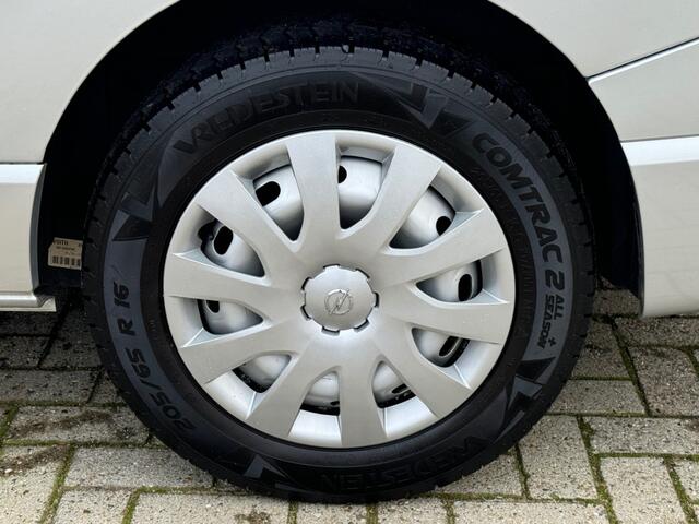 Opel VIVARO 1.6 CDTI 120PK L2H1 GB / Dubbele schuifdeur / Airco / Trekhaak /