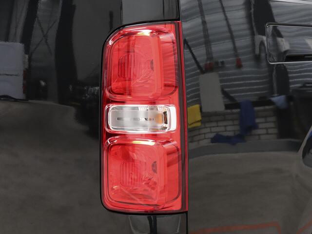 Opel VIVARO 2.0 CDTI 145 pk L3H1 Edition 3-zits Automaat Airco Navigatie Bluetooth Trekhaak