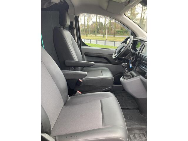 Opel VIVARO 2.0 CDTI L3H1 Edition | Airconditioning | Hefdak | Navigatie | Elektrisch Pakket | Parkpilot | Camera | Trekhaak | Cruisecontrol | Betonplex vloer