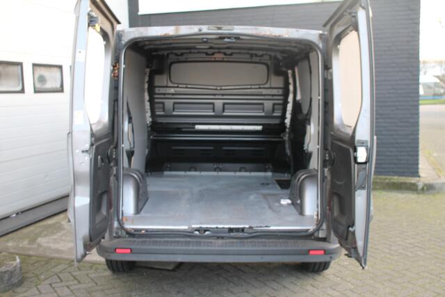 Opel VIVARO 1.6 CDTI 125PK EURO 6 - Airco - Navi - Cruise - ¤ 9.950,- Excl.