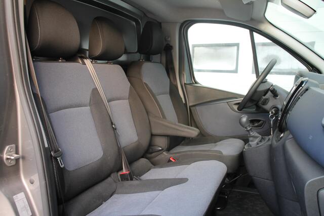 Opel VIVARO 1.6 CDTI 125PK EURO 6 - Airco - Navi - Cruise - ¤ 9.950,- Excl.