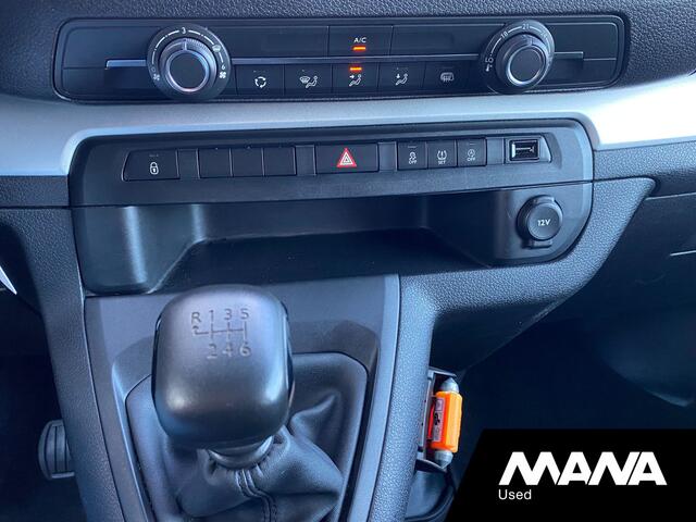 Opel VIVARO 2.0 CDTI L3H1 DC Edition Airco Cruise-Control Bluetooth Trekhaak Sensoren 12V Dodehoek-Assistent Laadruimtebekleding