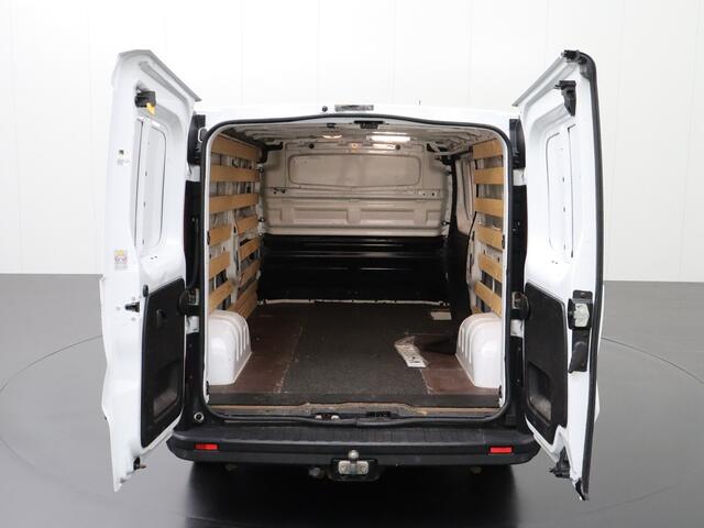 Opel VIVARO 1.6CDTI Lang Edition EcoFlex | Navigatie | Camera | 3-Persoons | Trekhaak