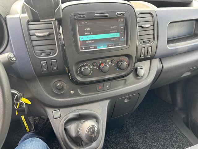 Opel VIVARO 1.6CDTI L2H1 Dubbelcabine Airco Navi Cruisecontrol Trekhaak