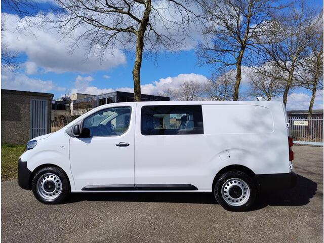Opel VIVARO L3 DC 1.5D 120 PK | GEEN BPM | Dubbele Cabine | 6-zits | Houten afwerking laadruimte | Multimedia | NAVI | Apple Carplay | Android Auto | Parkeersensoren achter | Multifunctioneel stuurwiel | Elektrisch inklapbare spiegels | Bestuurdersstoel comfort | Ver