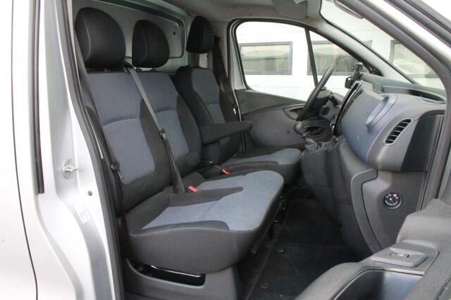 Opel VIVARO 1.6 CDTI 125PK EURO 6 - Airco - Navi - Cruise - ¤ 10.900,- Excl.