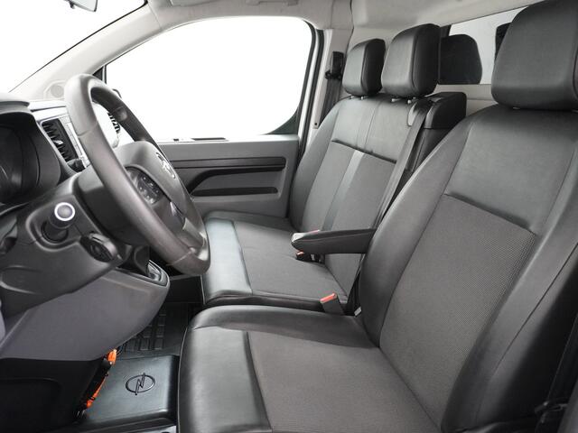 Opel VIVARO 1.5CDTI 120PK L2H1 Edition 3-Persoons Imperiaal Trekhaak Apple Carplay Android Auto Airco DAB Cruise Control 360°Camera Schuifdeur Tussenwand Dealeronderhouden Sensor dodehoek Bluetooth Regensensor 1e Eigenaar EURO 6 AN 300NM Koppel
