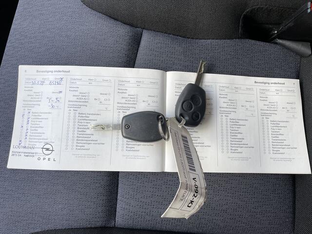 Opel VIVARO 1.6 CDTI 126pk E6 L2 Edition 3 Zits BPM Vrij! Lease ¤185 p/m, Inrichting, Imperiaal, Trekhaak, Airco, PDC, Navi, Cruise controle, Onderhoudshistorie aanwezig
