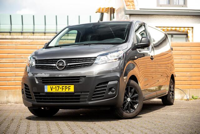 Opel VIVARO Vivaro-e L2 50 kWh L2H1 | Winterset | Cruise control | Parkeer sensoren |