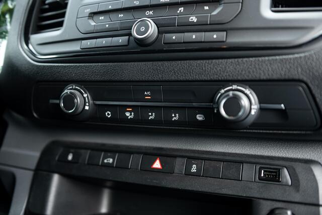 Opel VIVARO Vivaro-e L2 50 kWh L2H1 | Winterset | Cruise control | Parkeer sensoren |