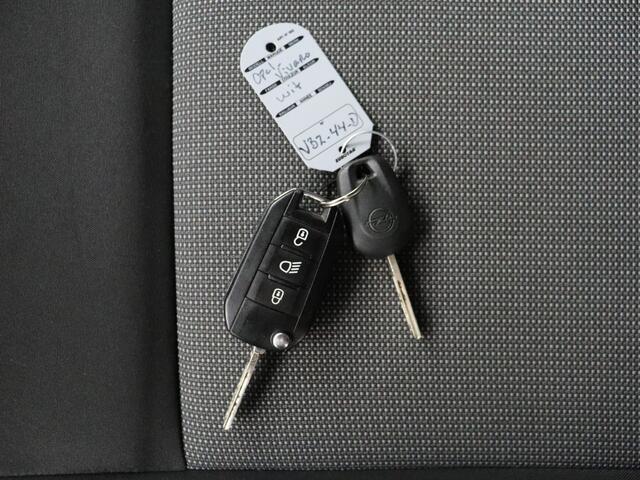 Opel VIVARO 2.0CDTI 122Pk Lang Dubbele Cabine | Navigatie | Camera | Trekhaak | Betimmering