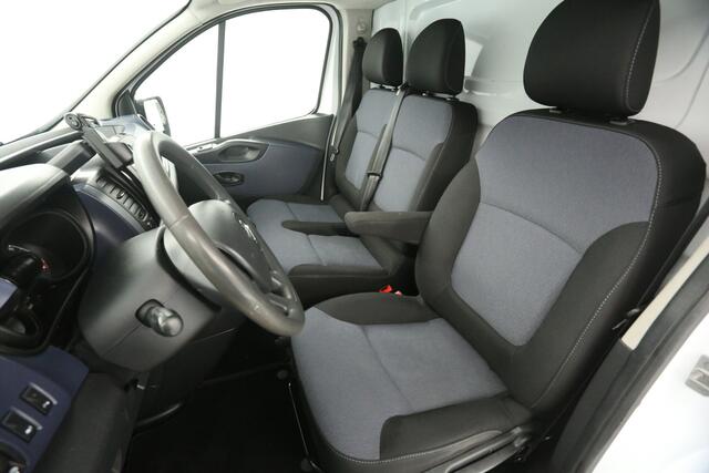 Opel VIVARO 1.6 CDTI L2H1 Airco Cruise Navi PDC 3 Persoons LED Imperiaal Elektrpakket Trekhaak