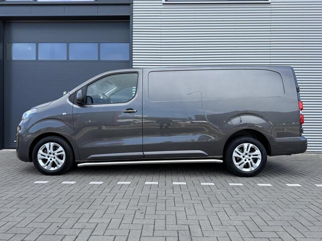Opel VIVARO 2.0 CDTI L3H1 Innovation 150PK ?Bi-Xenon ?Navigatie ?Camera ?Climate ?Cruise ?Stoelverwarming ?BLIS ?Head-Up ?Parkeersensoren ?Lichtmetaal ?Trekhaak