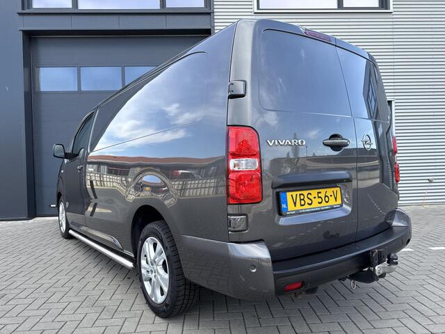 Opel VIVARO 2.0 CDTI L3H1 Innovation 150PK ?Bi-Xenon ?Navigatie ?Camera ?Climate ?Cruise ?Stoelverwarming ?BLIS ?Head-Up ?Parkeersensoren ?Lichtmetaal ?Trekhaak