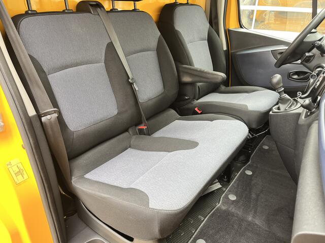 Opel VIVARO 1.6 CDTI L1H1 Airco Cruise control Trekhaak 2000kg trekgewicht Bluetooth telefoon voorbereiding Navigatiesysteem Schuifdeur 3 persoons 1e eigenaar Euro 6