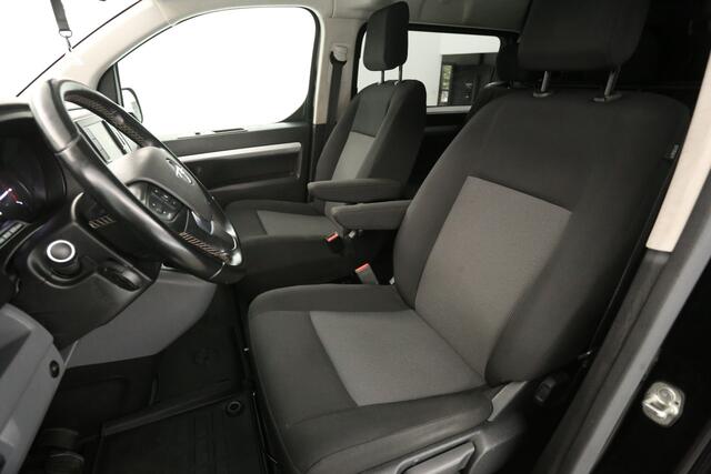 Opel VIVARO 2.0 CDTI L3H1 | Dubbele Cabine | 5 Persoons | Airco Carplay Cruise Trekhaak Navigatie Imperiaal LED PDC