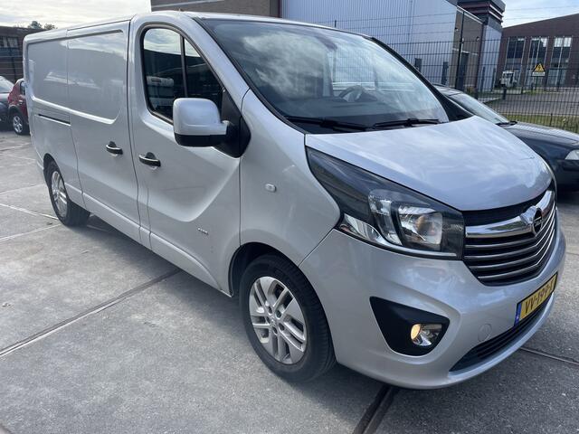 Opel VIVARO 1.6 CDTI L2H1 Sport EcoFlex Mooie bus net grote beurt gehad apk ok div optie ,7900 ex btw