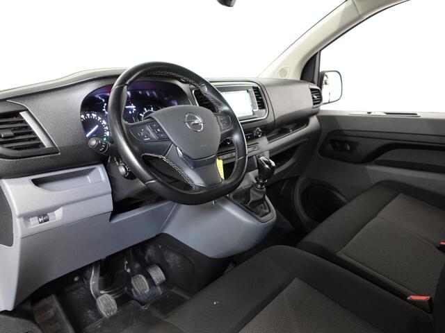 Opel VIVARO 102pk L3H1 Edition Dubbele Cabine 6persoons Navigatie Trekhaak Airco Cruise control