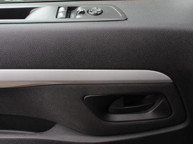 Opel VIVARO Vivaro-e L3 75 kWh Automaat 6-Persoons Dubbele Cabine Lang | Navigatie | Airco | 2 x Schuifdeur | Lichtmetalen velgen| Cruise Control | Side Bars | Bumpers in kleur