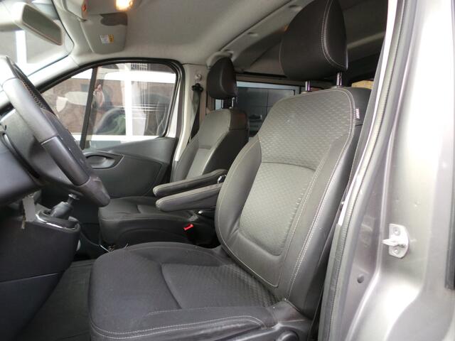 Opel VIVARO 1.6 CDTI 120pk L2H1 DC Sport EcoFlex Airco,Cruise,Navigatie,19"Lmv,Pdc,Camera,Trekhaak