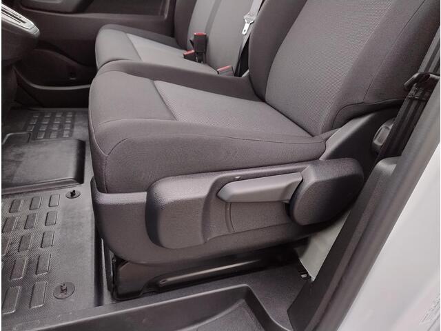 Opel VIVARO Electric L2 75 kWh 136pk | ACTIE! | 8 jaar garantie | Multimedia | Apple Carplay | Android Auto | Achteruitrijcamera | Parkeersensoren voor en achter | Digital cockpit | Stuurwielbediening | Scheidingswand comfort | Bestuurdersstoel comfort | Bank voorpas