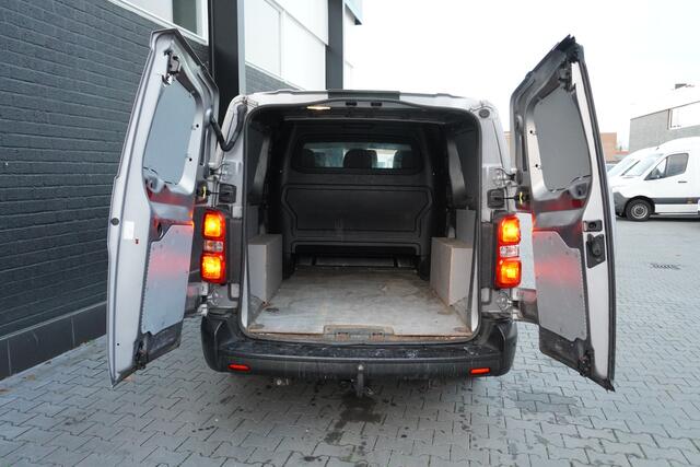 Opel VIVARO 2.0 CDTI 145 PK L3 Dubbele Cabine EURO 6 - Airco - Cruise - Trekhaak - ¤16.950,- Excl.