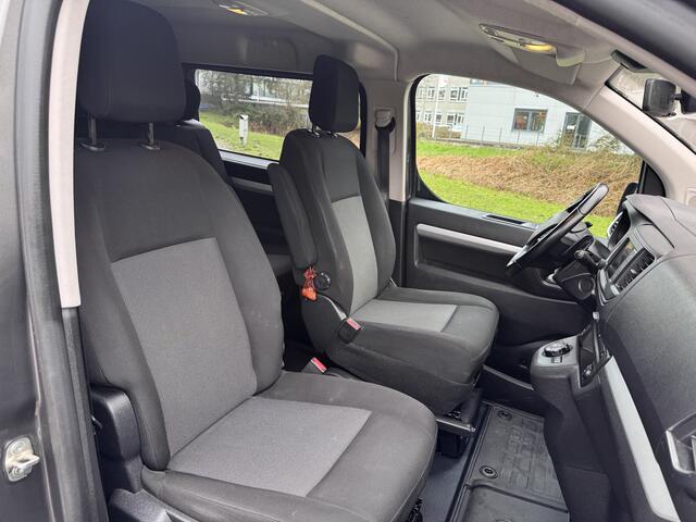 Opel VIVARO 2.0 CDTI L3H1 DC Innovation | Dubbel Cabine| 2x Schuifdeur | VOL Opties | 177PK | Trekhaak | Navi | Dodehoek Detectie | Dealer Onderhouden |