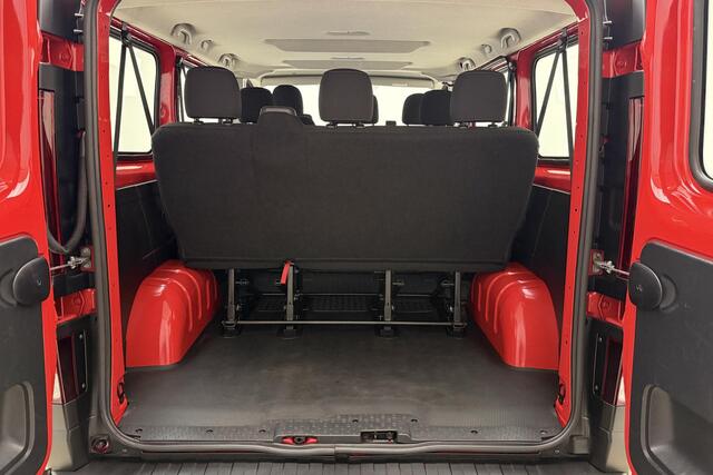 Opel VIVARO Combi 1.6 CDTI L1H1 BiTurbo ecoFLEX 9 Persoons | Navigatie | Airco | Bluetooth | Cruise control | Weinig kilometers | Armsteunen | Parkeersensoren